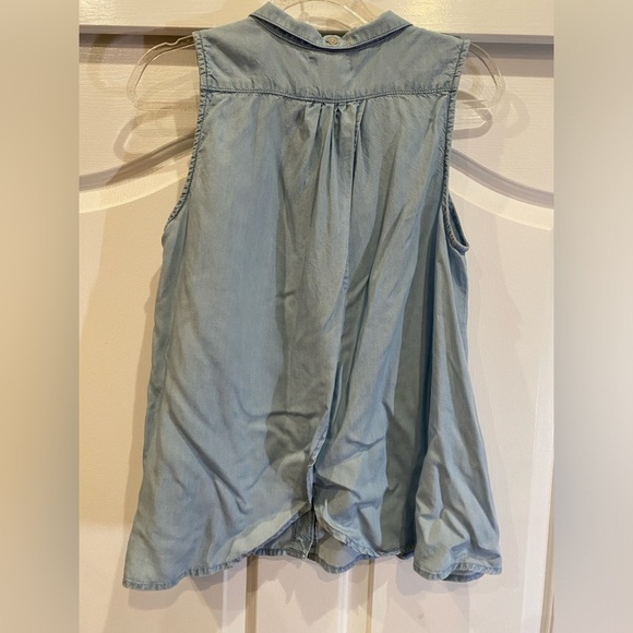 Anthropologie cloth and stone sleeveless split back top size S - Picture 2 of 5